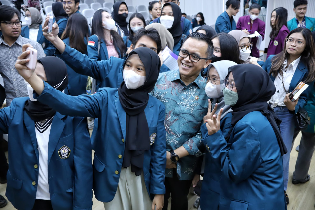 Universitas Diponegoro: Membangun Tradisi Pendidikan Tinggi